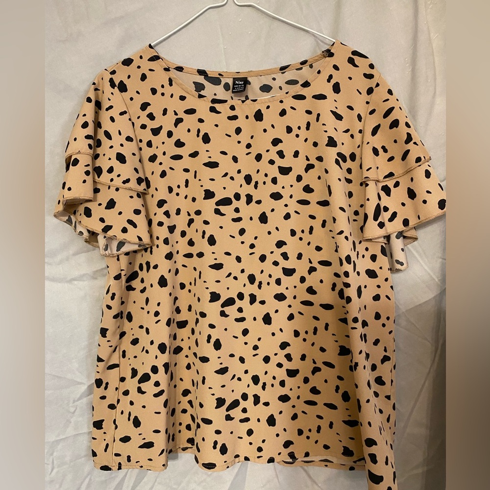Niay Women’s Blouse Size Large